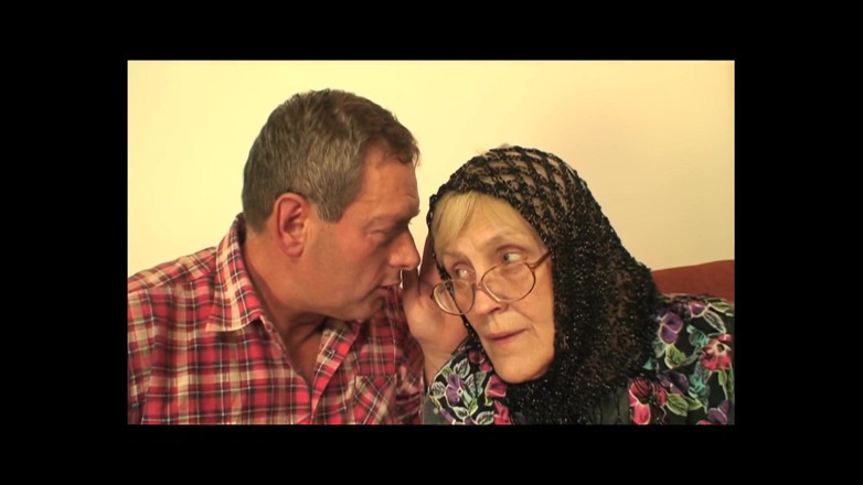 Old PIGS XXX: Su Madrastra Le Enseña a Chupar Una Polla Dura