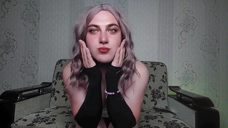 Kitty_Cross: Tanzen im dunkeln, süßer heißer ladyboy transvestiten-kitty