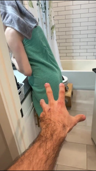Accidentally Cumming Inside Stepm Best Friend