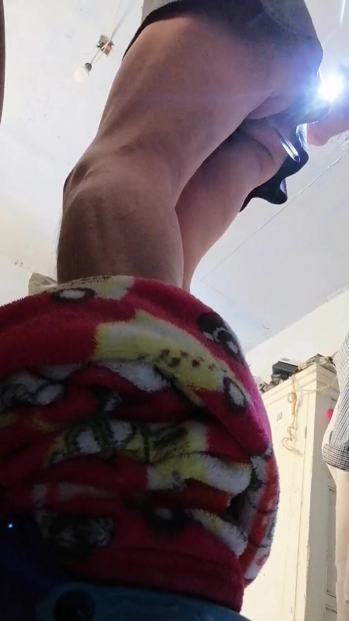 Marga9012: Otro Bajo Faldas.