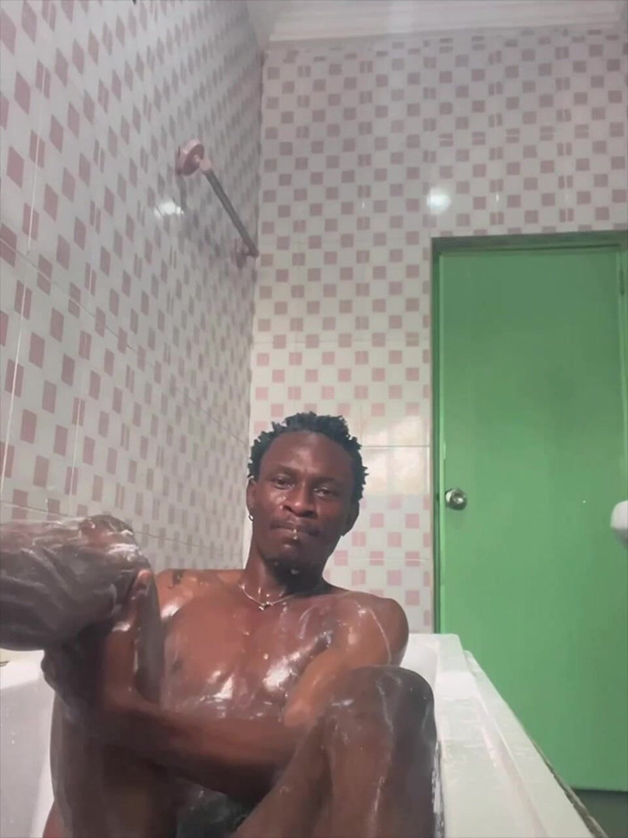 Stilesbhalifa1: Po prysznicu chłopcy sex a