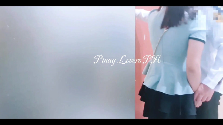 Vixenn Cruz: Mi hermanastra estudiante le encanta follar