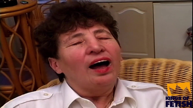 Fixed on Mature: Granny with short hair sticks a toy in her hairy...