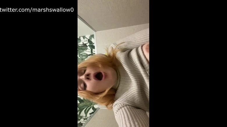 Marshswallow: 真正的公共场合在厕所自慰