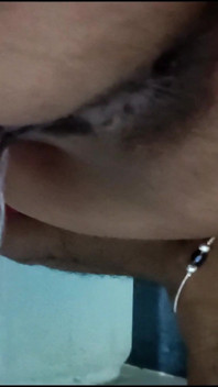 Look How My Step Sister Is Peeing Out of Her Pussy