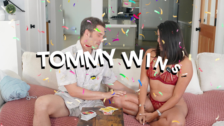 Tommy Wood XXX: Biz masa oyunları oynarken o yarağımın her yerine fışkırttı