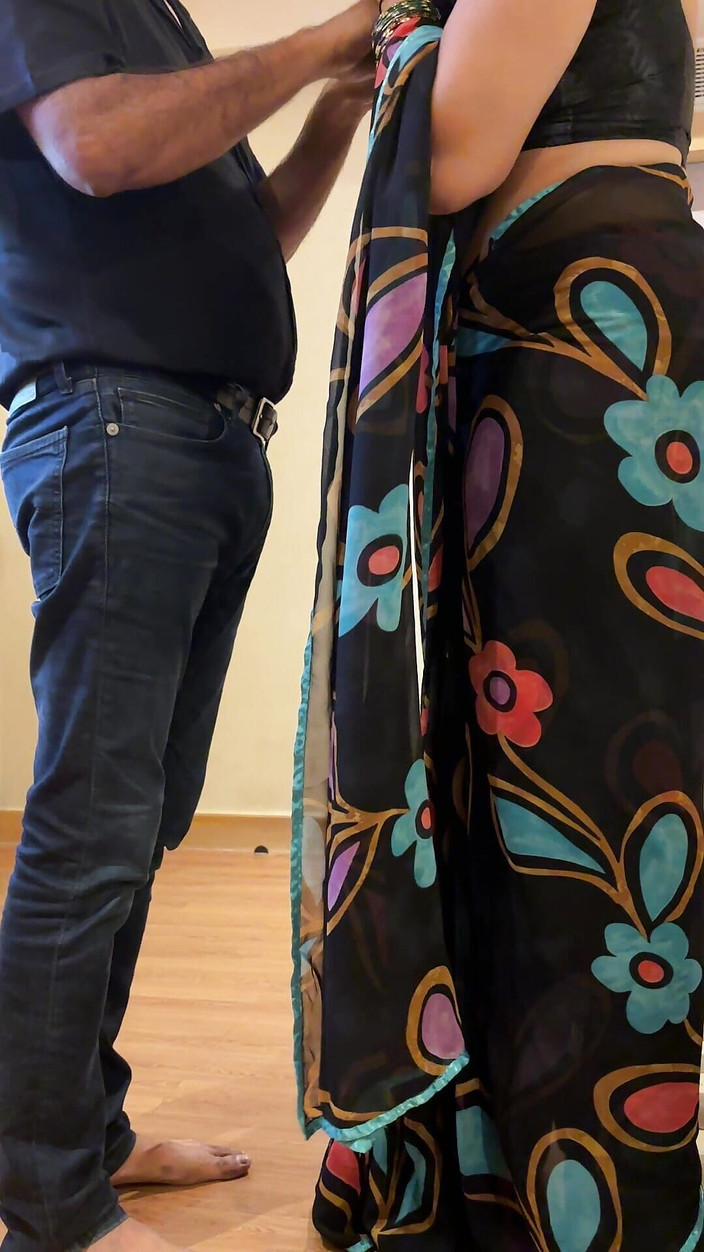 radhika rahul: Rani Bhabhi ponechána sousedem