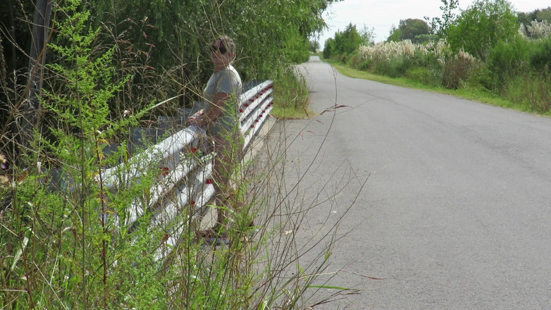 Milfcamsex: Patricia di jembatan di jalan