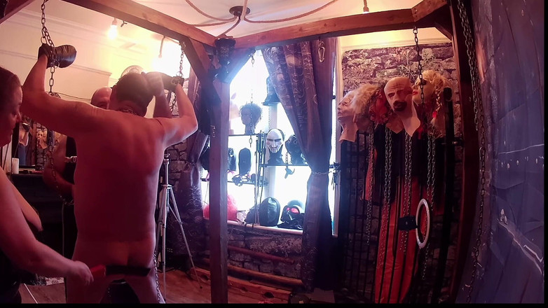 Aaexperiencesltd: 1부:- 도미나 사타나, 라니사 곰과 새로운 장난감 데이지.