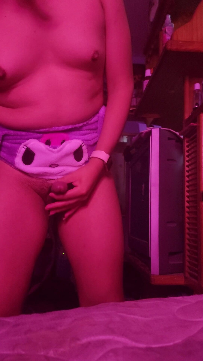 Crystal Phoenix: La ragazza trans si eccita per te