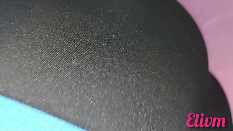 Wil9727: 少女和我的继父激情做爱