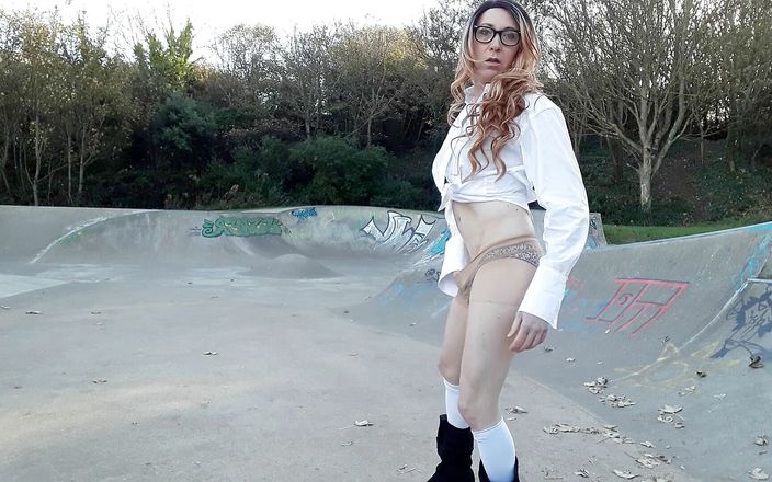 Themidnightminx: Crossdresser college girl skate park stripper