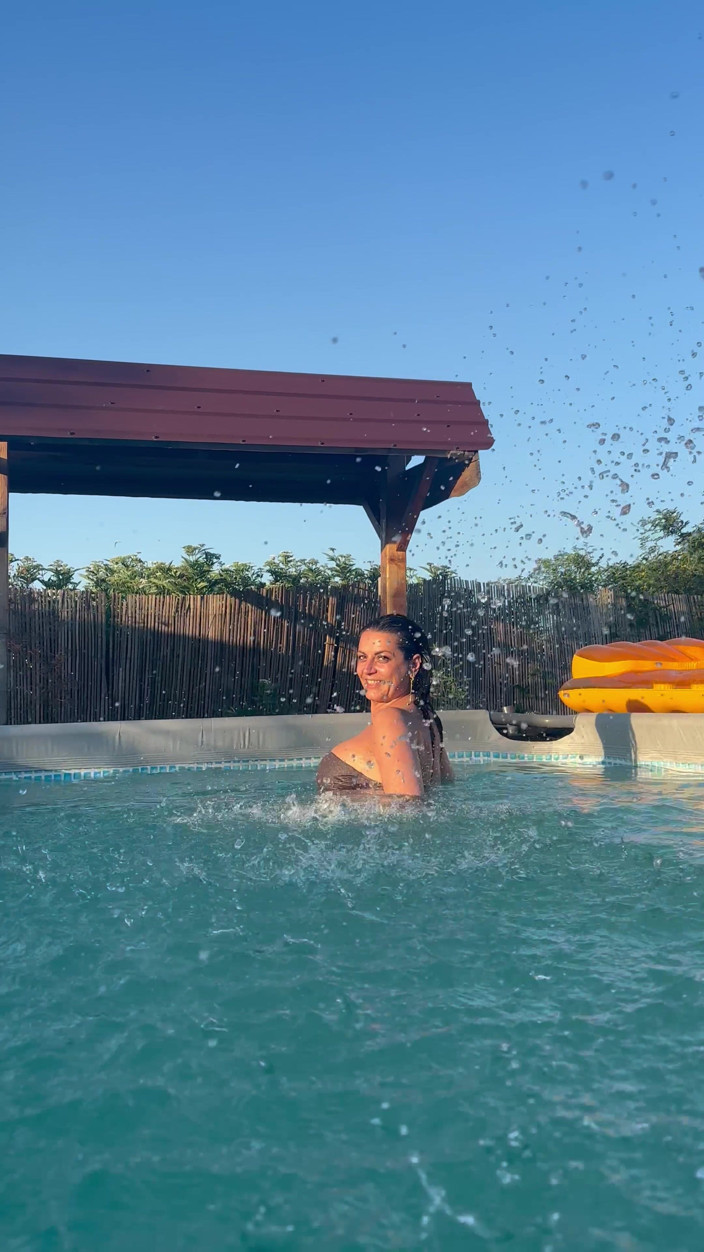 MilfyCalla: Sexy Pool Tease in a Tiny Bikini