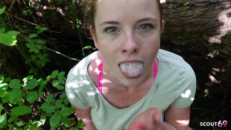 Scout69: 낯선 사람이 위험한 공개 POV 섹스에 녹색 눈을 가진 독일 생강 소녀