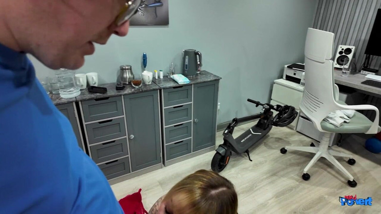 Nerd Pervert: Лола Іскінг і Тіллі Джексон подвійно смокчуть і трахаються