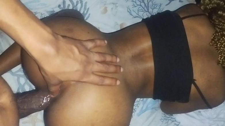 Freaky relatives: Teman wanita abang tiri saya berkata batang saya lebih besar,...