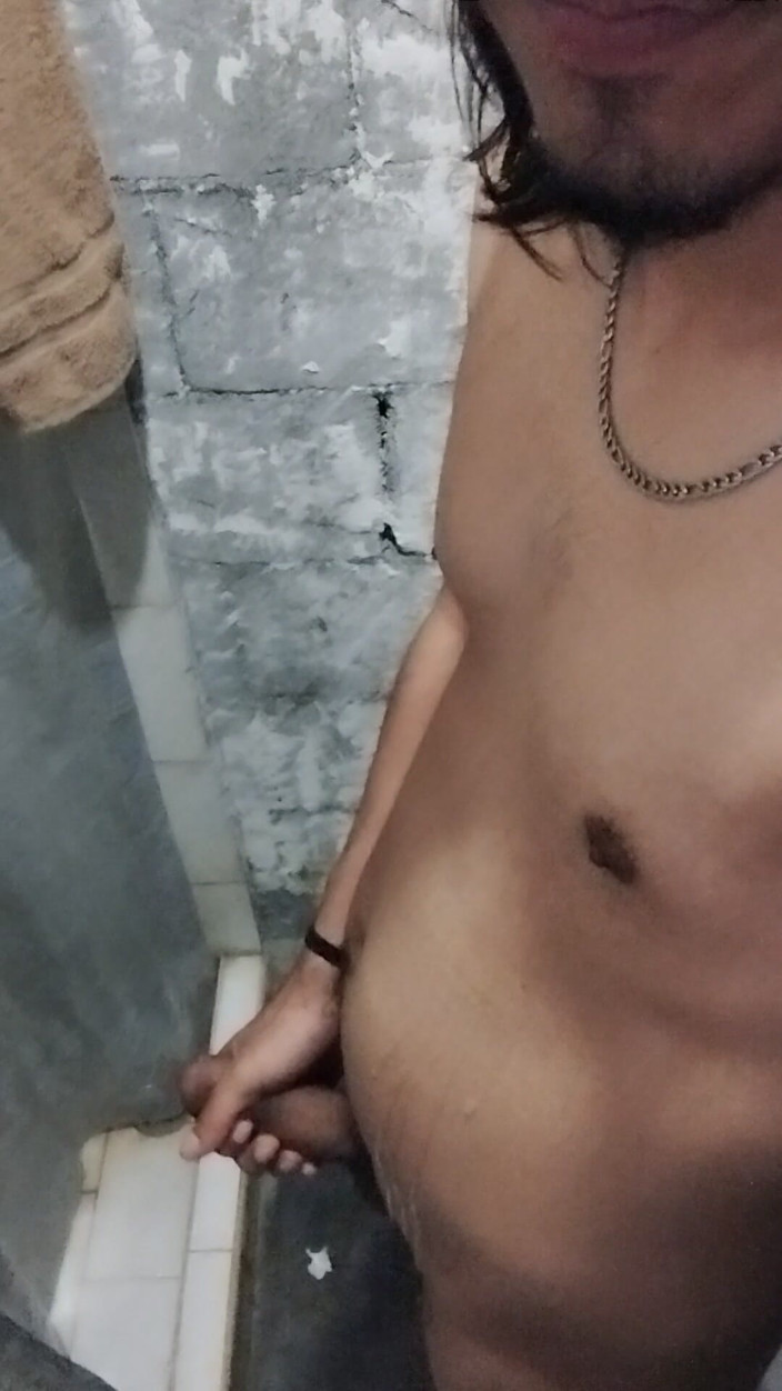 AlexAlejandro13: I Drool All Over My Belly Being Naked