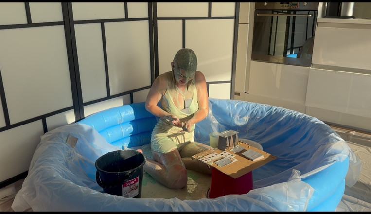 Projectwam: 카드 스택 챌린지에서 조지아 브라운!