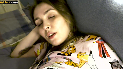 Alina Rai: Am futut-o pe mama vitregă în gaura neagră în timp ce tatăl...