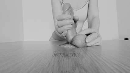 Secretservicecb: Sexy gloryhole handjob