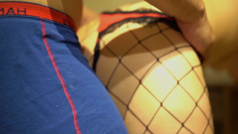 ThiccAsianMimi: Ho invitato il mio appuntamento a segarlo dappertutto sul suo...