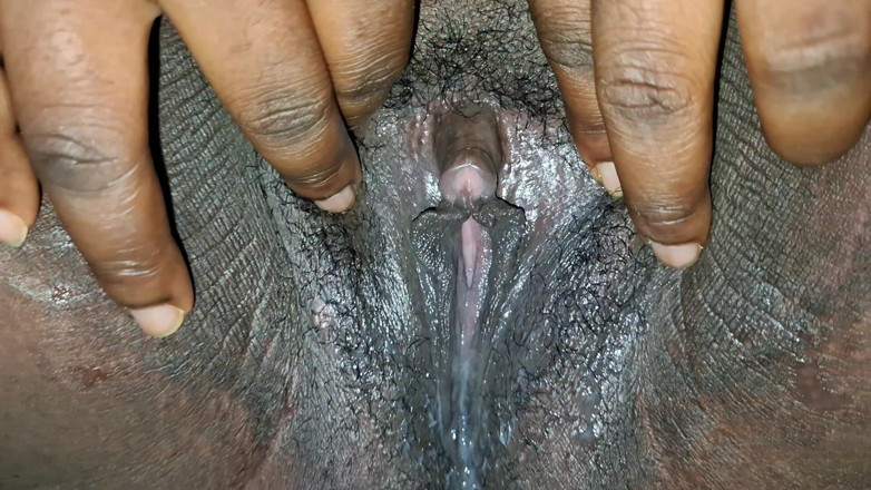 BMCs: My Pussy Is Sweet and Wet, Ready to Feel a...