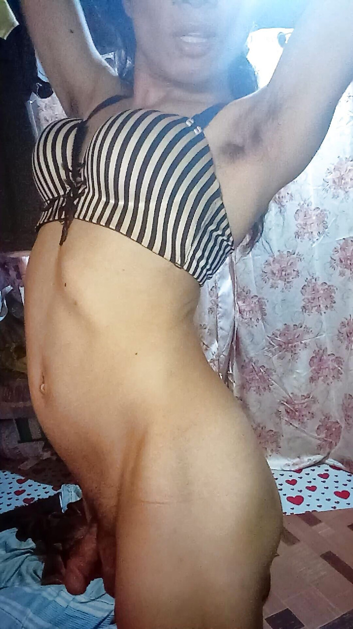 Reynaldo6: Королева непристойності хоче, щоб тато трахав більше