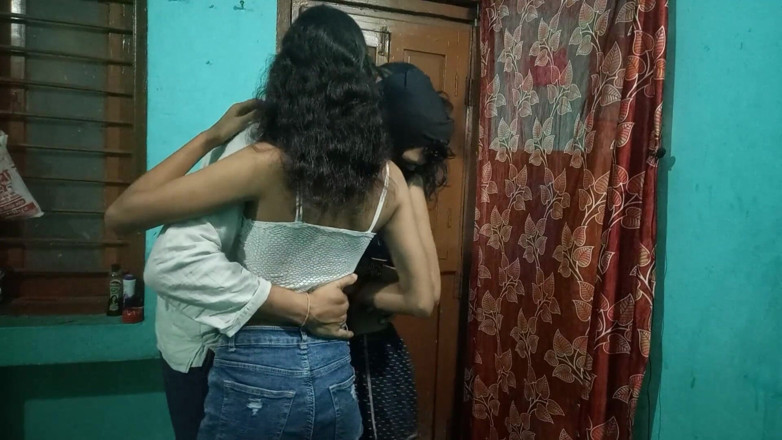 Raitorani: Seks threesome sama dua cewek dan satu teman sekelas kampus