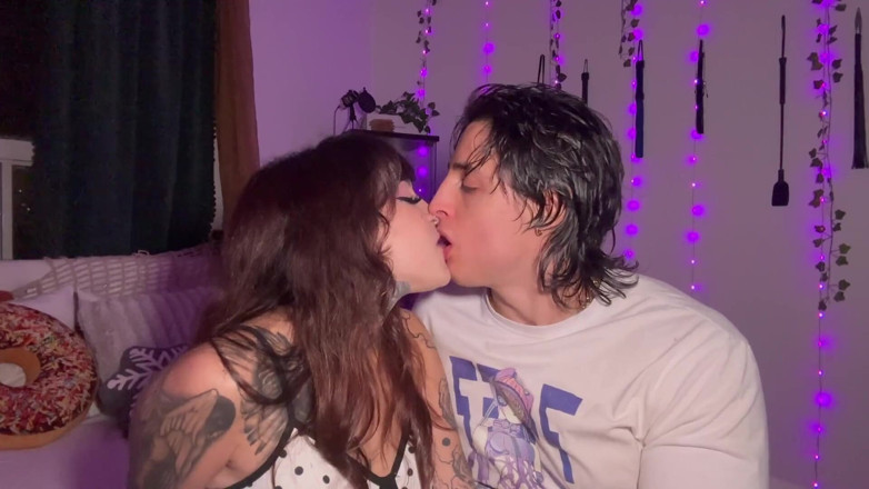 Gattouz0: I Broke Her Bed on the First Date