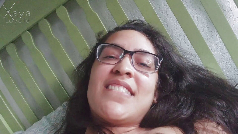 Xaya Lovelle: Utnyttja ditt svettiga fotberoende: Lesbisk uppmuntran fitta äta instruktioner