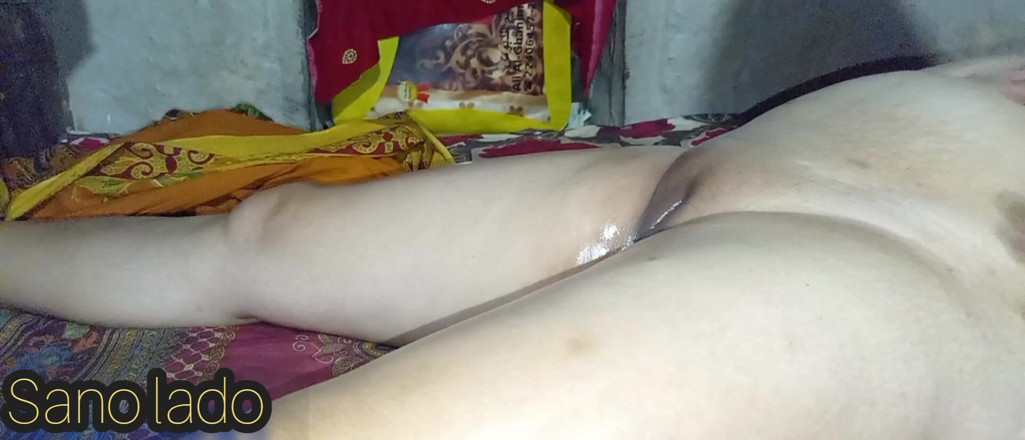 Sano lado: New Nepali Girlfriend Puti Oil Massage at Home Full Nepali...