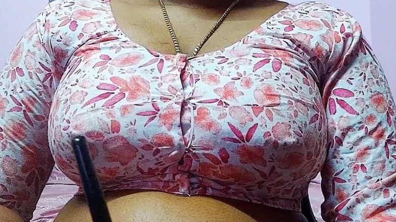 Desi Mohini: Fidanzata indiana bhojpuri con il fidanzato sesso hardcore.