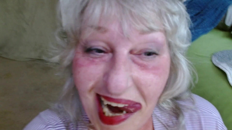 dawnskye1962: 1228 Giantess Pretends She Doesnt See the Runaway