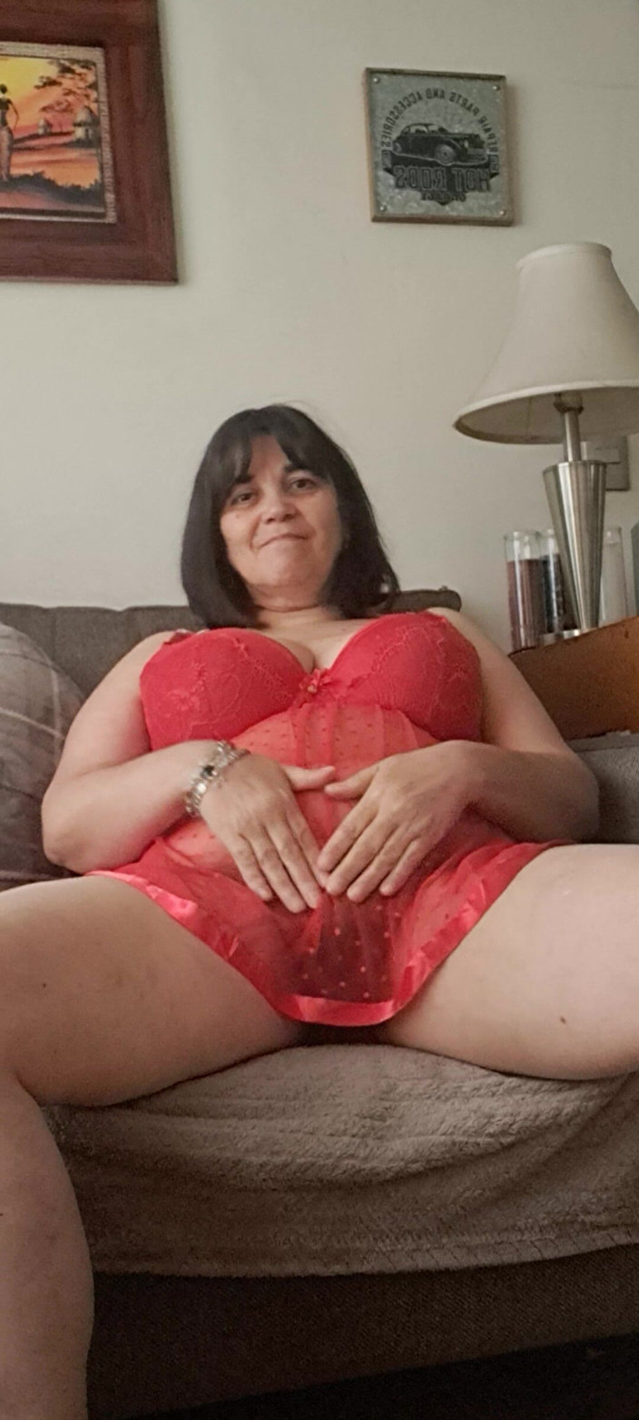 Mommy big hairy pussy: Stepmom in Lingerie Seducing Like a Slut