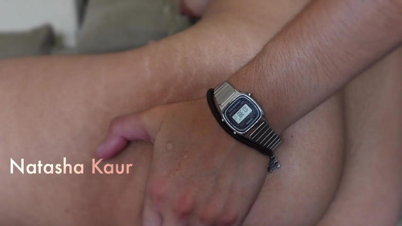 Natasha Kaur: Orgasmus s vibrátorem a lízání mrdky z mých zpocená chlupatá...