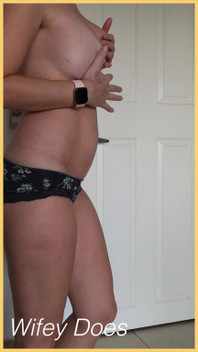 Wifeydoes Have the Best Tits!