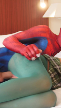 Katrin tequi ragazza del college scopata da spiderboy