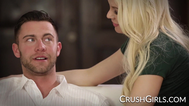 Crush Girls: Crush Girls - Kenzie Taylor and Briana Banks fuck their Uber...