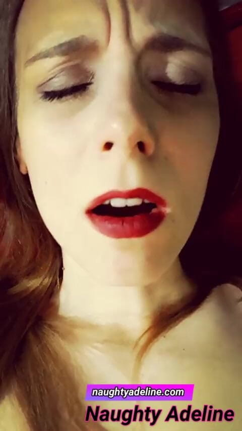 Naughty Adeline: Sborra dentro la mia figa!