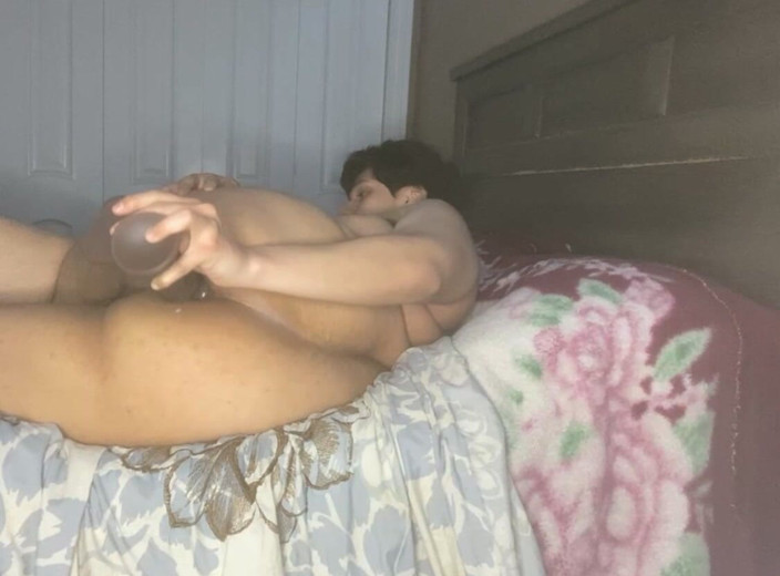 Cubby Knox: Cubby Knox Fucking His Thick Teen Ass with a BBC...