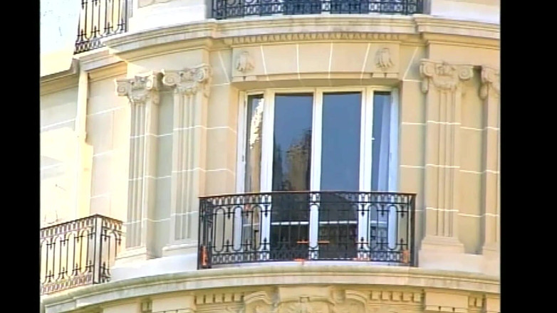 Vintage megastore: Sexy blonďatá sekretářka v punčochách tvrdě ošukaná jejím šéfem na stole