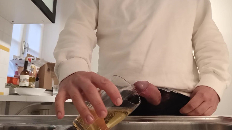 Kinky Guy: Chcaní ve skle