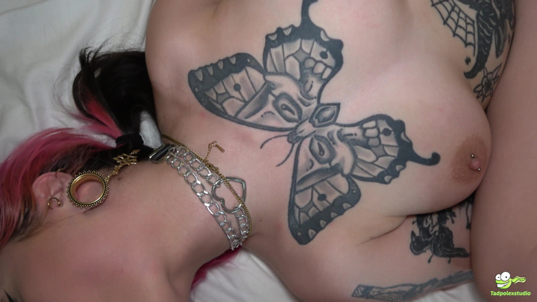 TadpolexStudio: Maya Romero Mini Gangbang s análem