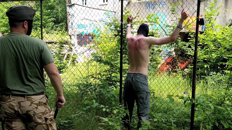 Master Dansan: Кейдж на відкритому повітрі