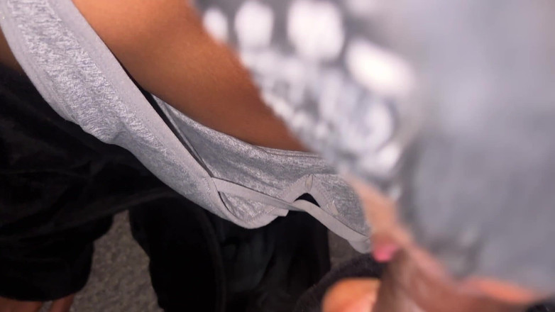 Themeatz: Il mio vicino è un pervertito vol # 1