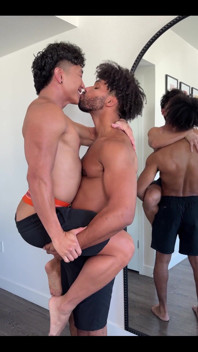 Tony Fucks Jkab
