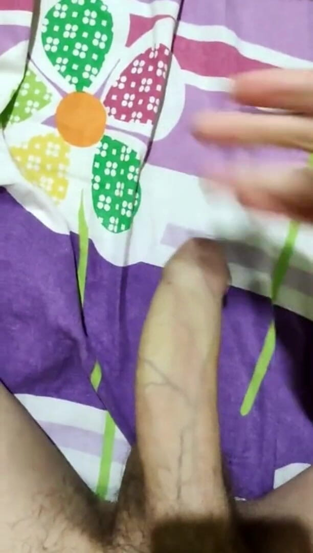 qaz11: handjob on camera-15