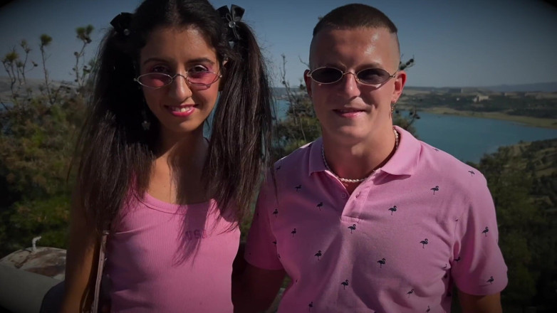 Falcon Al straight porn: Bi Threesome - Barbie Couple Attracted a Man Who Invited Them...