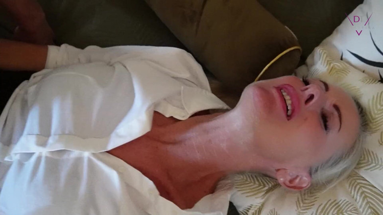 Dirty Tina: The Perverted mallorca Real Estate Agent