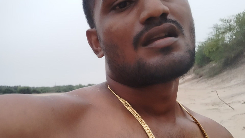 KUMBHA MANOJ KUMAR: Xhard se transforma em cenas quentes gays de ouro no...